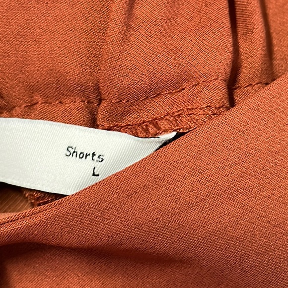 🔅Nine West Dressy Shorts size Large - Picture 3 of 5